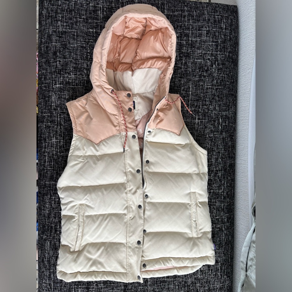 Patagonia down feather puffer vest